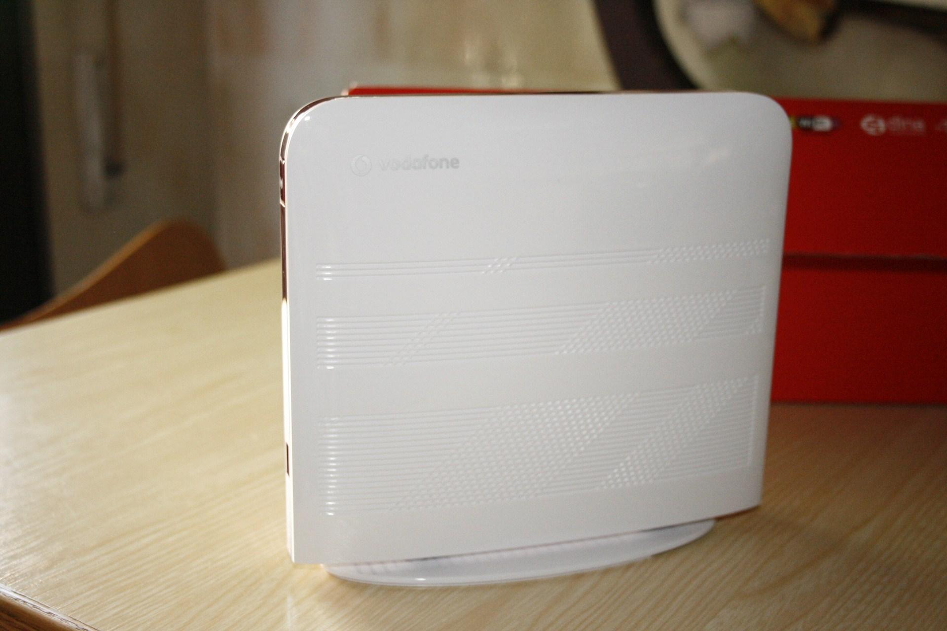 Vista frontal del router Huawei HG556a