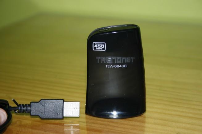 Comparativa de tamaño del TRENDnet TEW-684UB