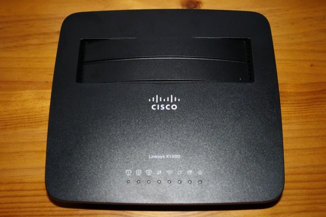 Vista frontal del Cisco Linksys X1000