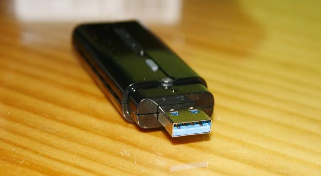 Detalle el USB 3.0 del TRENDnet TEW-805UB
