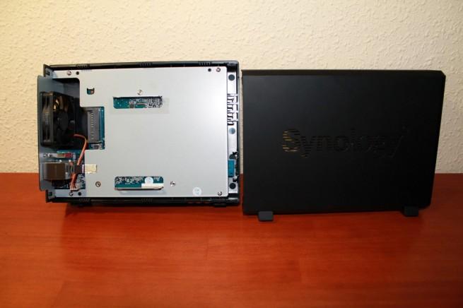 Apertura del NAS Synology DS114