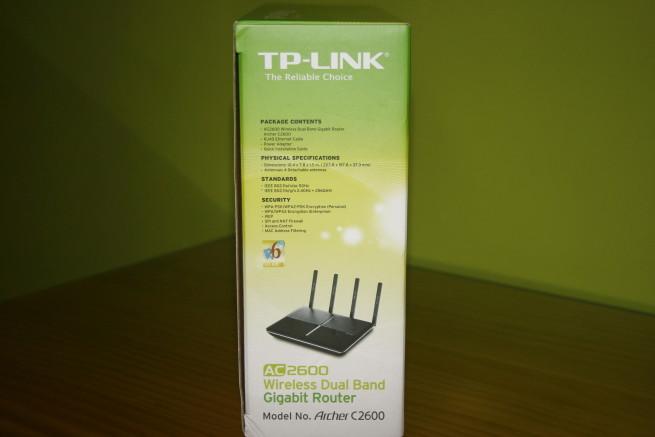 Lateral derecho del router neutro TP-LINK Archer C2600