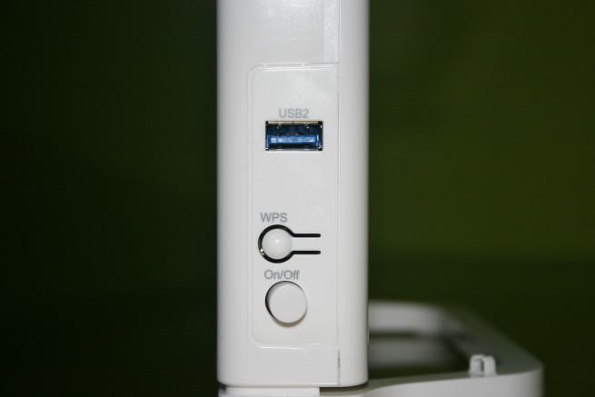 USB y botones de WPS y encendido del ZTE ZXHN F680