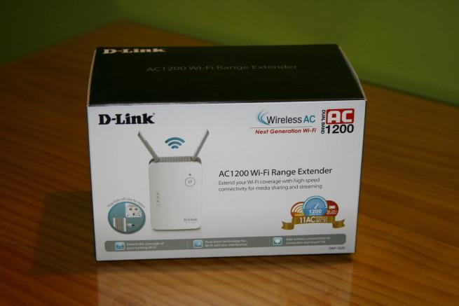 Frontal de la caja del repetidor D-Link DAP-1620
