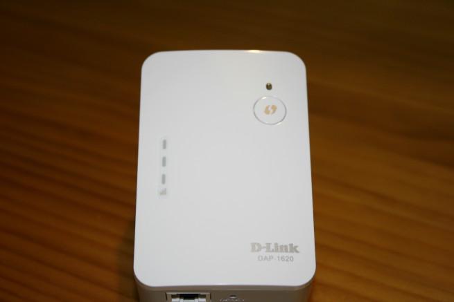 Frontal del repetidor Wi-Fi D-Link DAP-1620