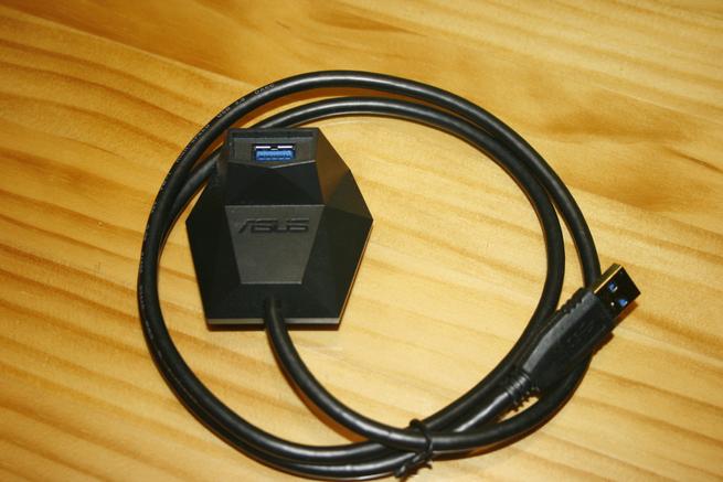 Base USB 3.0 de la tarjeta Wi-Fi ASUS USB-AC56