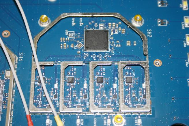 Zona chipset de la banda de 5GHz del router neutro ASUS BRT-AC828