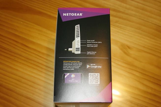 Lateral izquierda de la caja del repetidor NETGEAR EX7300