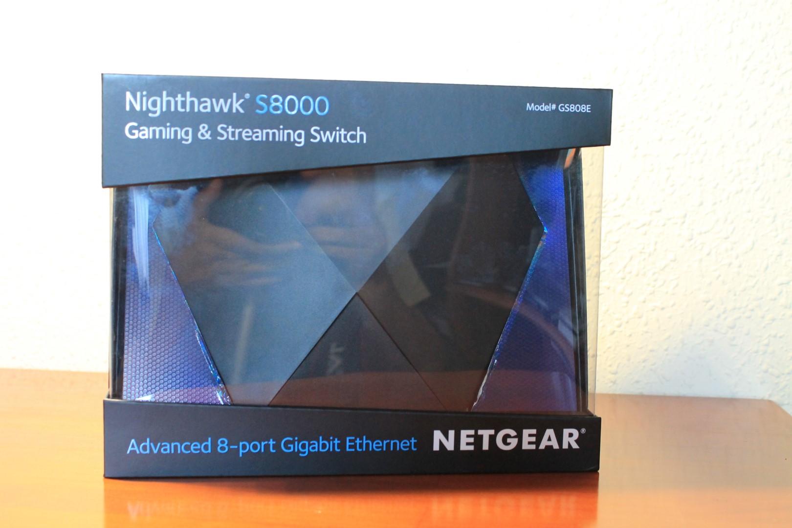 NETGEAR Nighthawk S8000 vista frontal embalaje