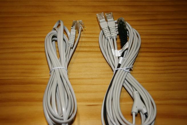 Cables del router FRITZ!Box 7590 para Internet y telefonía