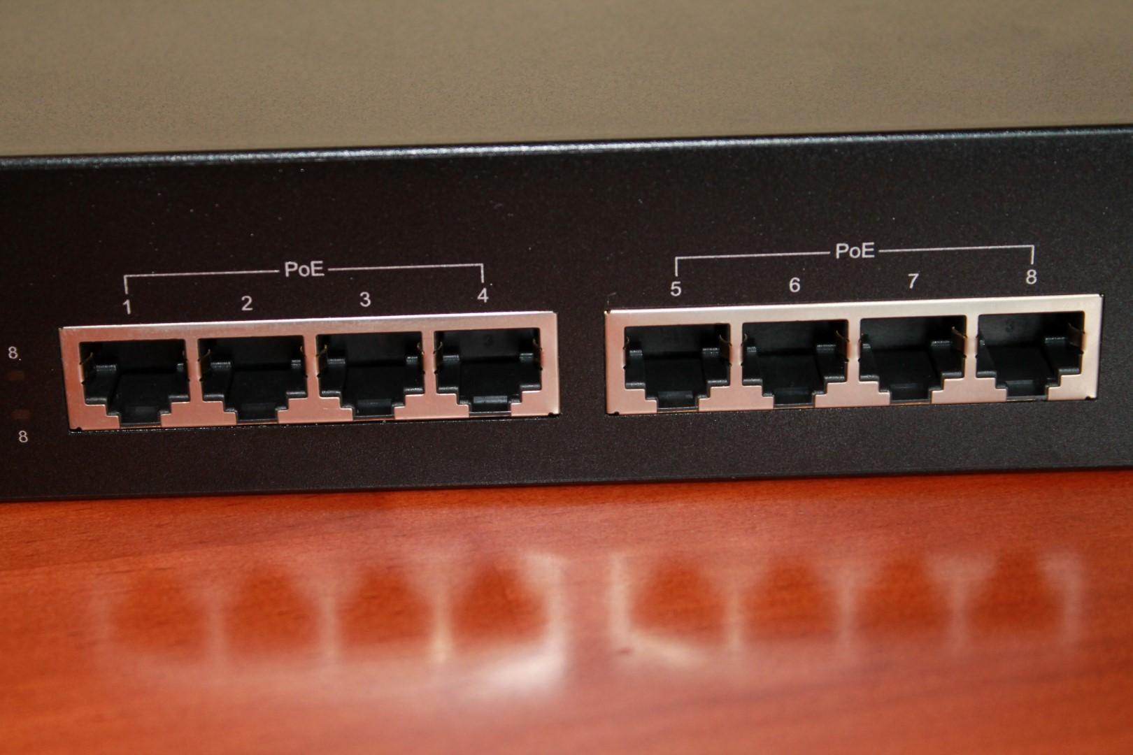 Conjunto de puertos de red Gigabit del Edimax GS-1008P V2