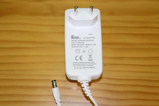 Transformador de corriente del router FRITZ!Box 6890 LTE