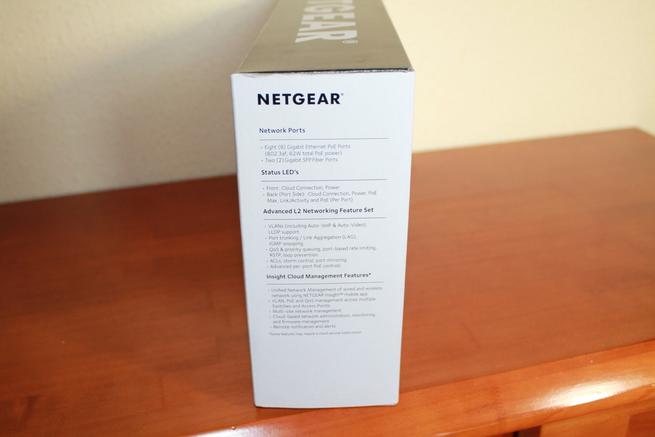 Detalle del otro lateral del embalaje del NETGEAR GC110P
