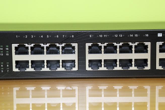 Puertos Gigabit Ethernet con PoE+ del switch Edimax GS-5416PLC