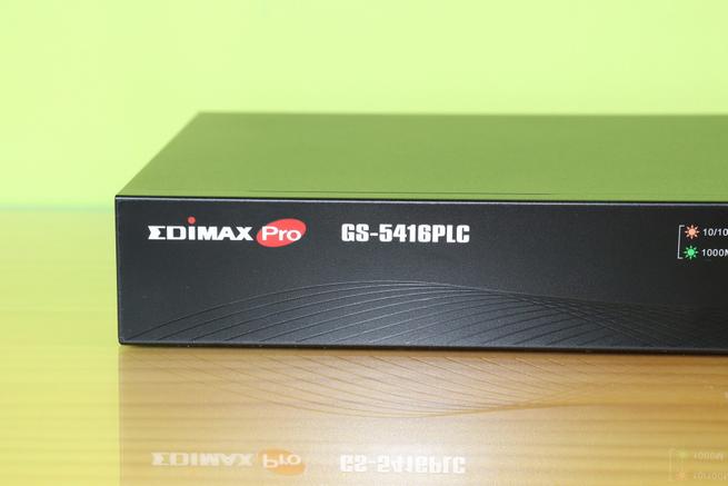 Modelo del switch PoE+ Edimax GS-5416PLC