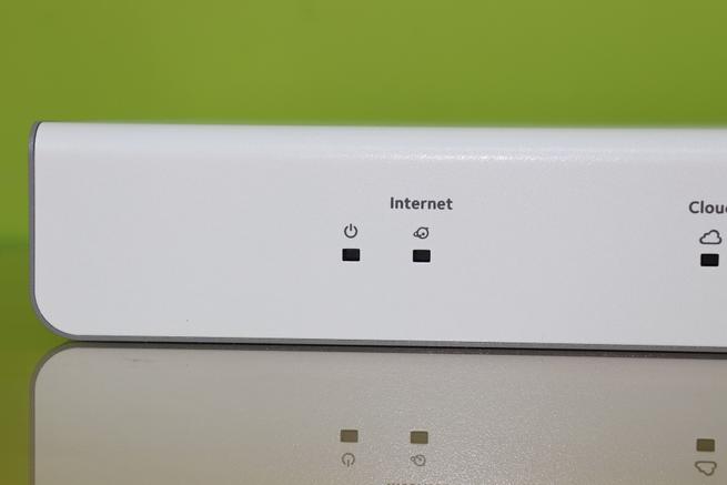 LEDs de Internet y encendido del router profesional NETGEAR Insight Instant VPN Router BR500