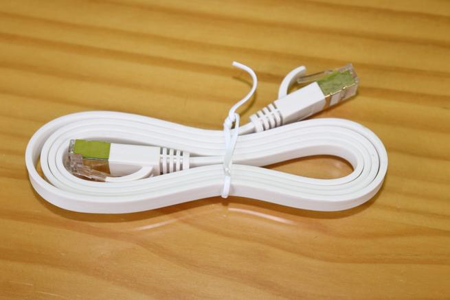 Cable de red Cat5e plano del sistema Wi-Fi Mesh D-Link COVR-2202