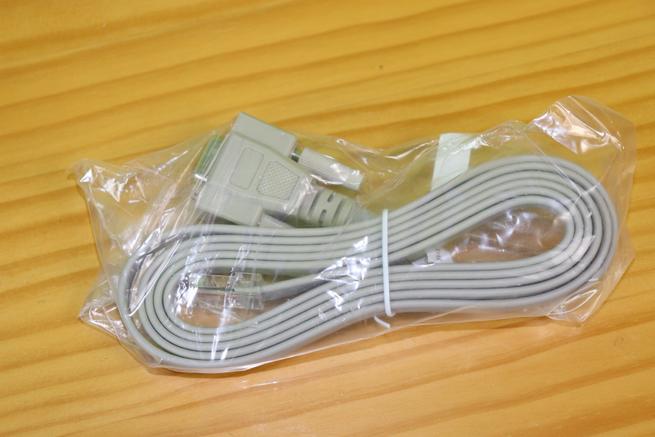 Cable de consola para administrar el switch D-Link DGS-3130-30TS