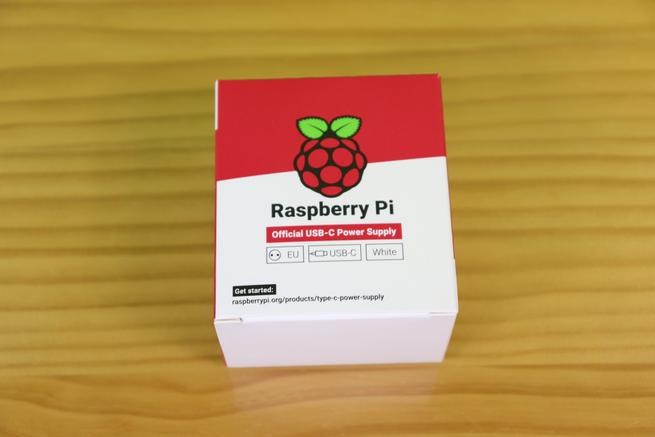 Caja de la fuente de alimentación para la Raspberry Pi 4