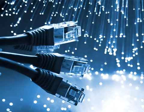 Qué cable de fibra óptica necesitas si el del router está roto