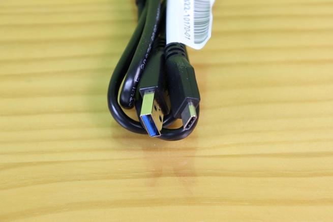 Cable de alimentación con USB tipo C del router MiFi 4G NETGEAR Nighthawk M2