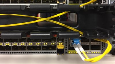 Hardware usado para las pruebas de RedesZone para probar switches, routers y NAS.
