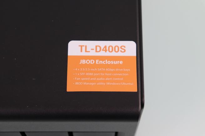 Características técnicas de la caja de almacenamiento QNAP TL-D400S
