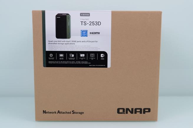 Frontal de la caja del servidor NAS QNAP TS-253D