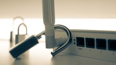 Proteger el router con seguridad