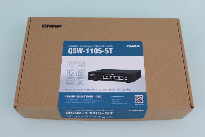 Frontal de la caja del switch no gestionable QNAP QSW-1105-5T