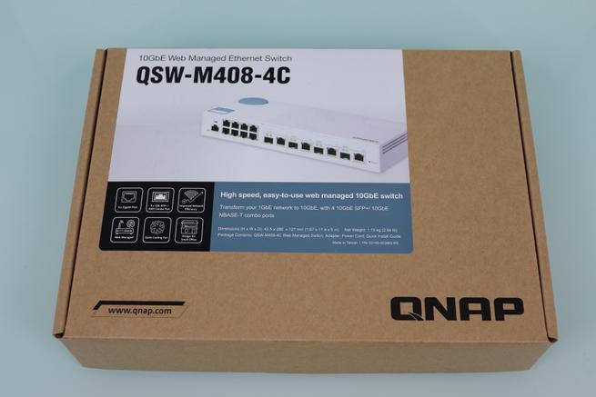 Frontal de la caja del switch gestionable QNAP QSW-M408-4C