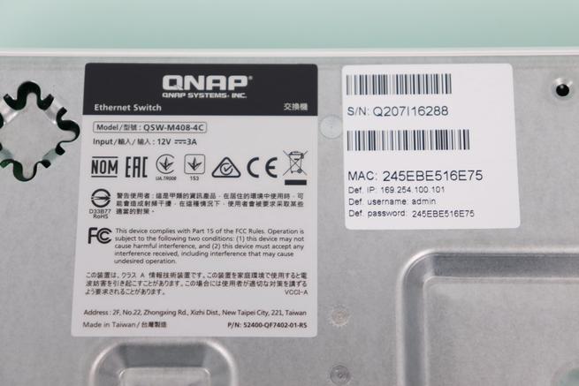 Pegatina del switch L2 QNAP QSW-M408-4C