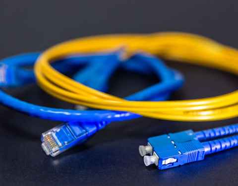 Cableado de fibra óptica: características, tipos de cable y conectores