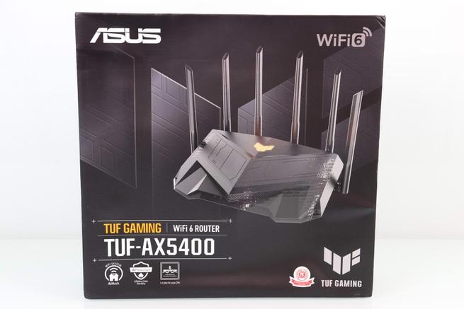 Frontal de la caja del router gaming ASUS TUF-AX5400