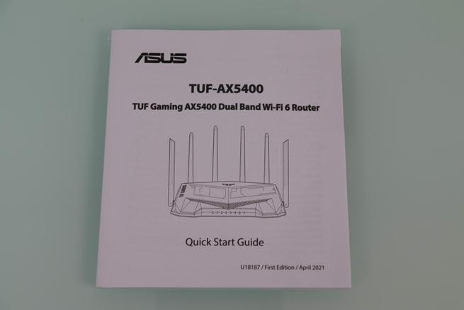 Guía de instalación rápida del router gaming ASUS TUF-AX5400