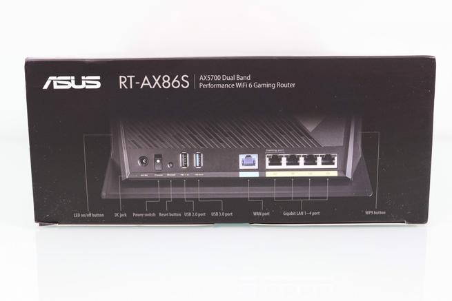 Lateral derecho de la caja del router ASUS RT-AX86S