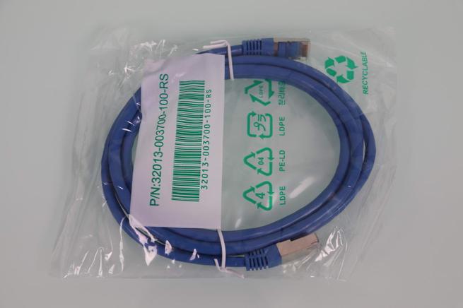 Cable de red Ethernet Cat6A del NAS QNAP TVS-h1288X