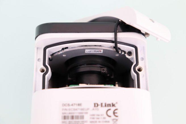 Ranura para tarjetas micro SD de la cámara IP D-Link DCS-4718E