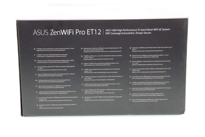 Lateral derecho de la caja del ASUS ZenWiFi Pro ET12