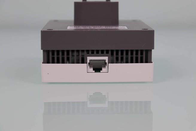Puerto Gigabit Ethernet para LAN del repetidor AVM FRITZ!Repeater 1200 AX