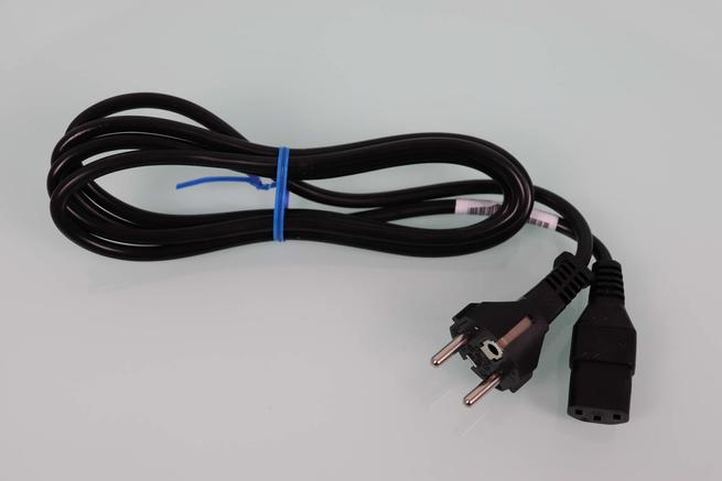 Cable de alimentación del switch Aruba Instant On JL811A