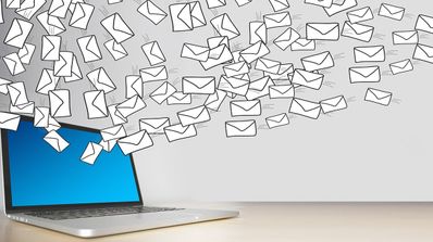 Cuánto tarda en llegar un correo
