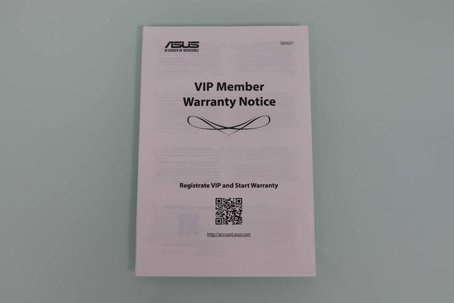 Garantía de producto de la tarjeta Wi-Fi 6E ASUS PCE-AXE5400 en detalle