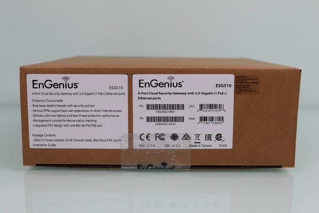 Lateral trasero del router profesional EnGenius ESG510 con las características
