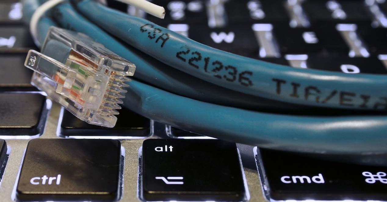 Conectar dispositivos por cable Ethernet