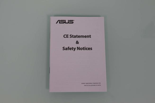 Vista de las recomendaciones de seguridad del router ASUS TUF-AX6000