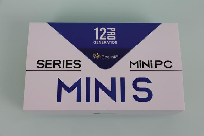 Vista frontal de la caja del mini PC Beelink Mini S12 Pro