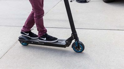 Precio de cargar un patinete eléctrico