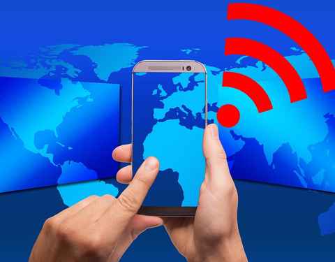 Dispositivos para mejorar la cobertura WiFi en toda la casa: tipos de  equipos, ventajas e inconvenientes