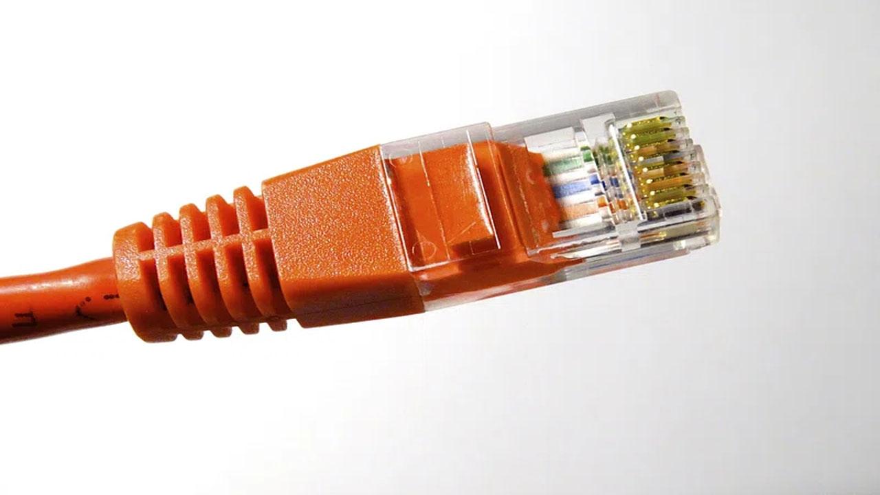 Cable de red Ethernet puerto RJ-45